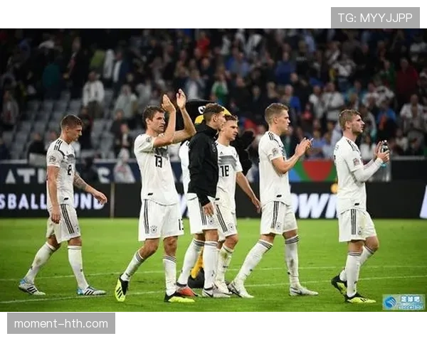 足球升降级形势分析：多队竞争激烈，保级与冲超走势清晰